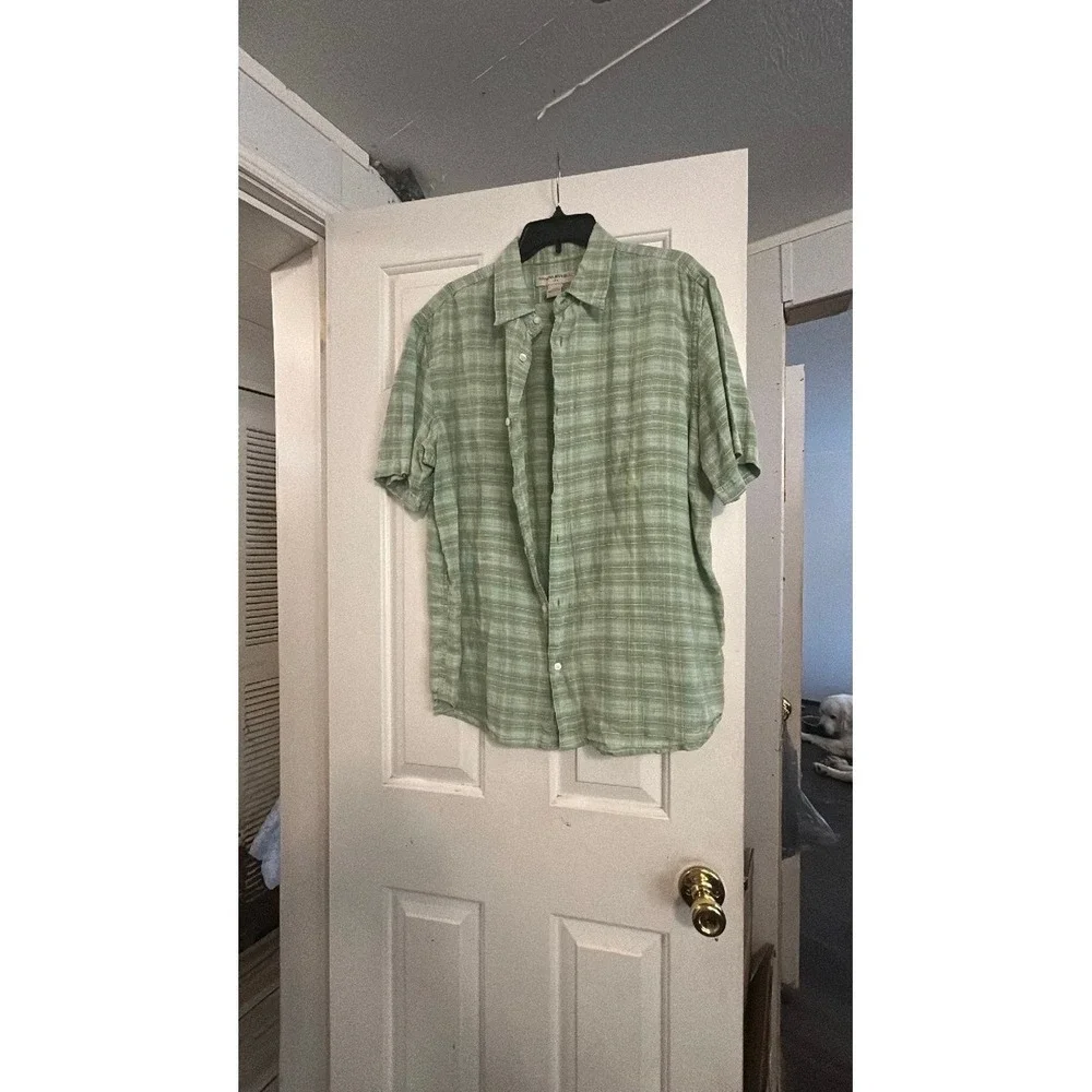 Banana Republic Men's Short Sleeve Plaid Shirt